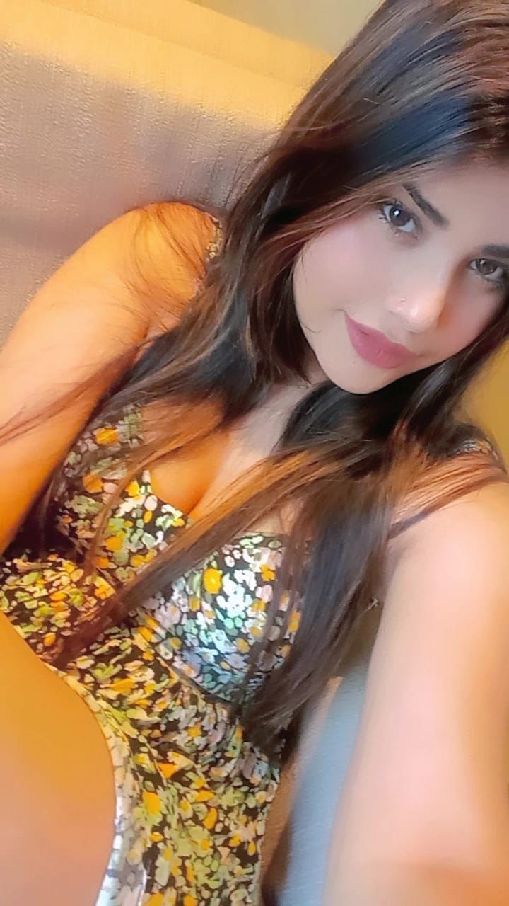 Vaishali Nagar call girl